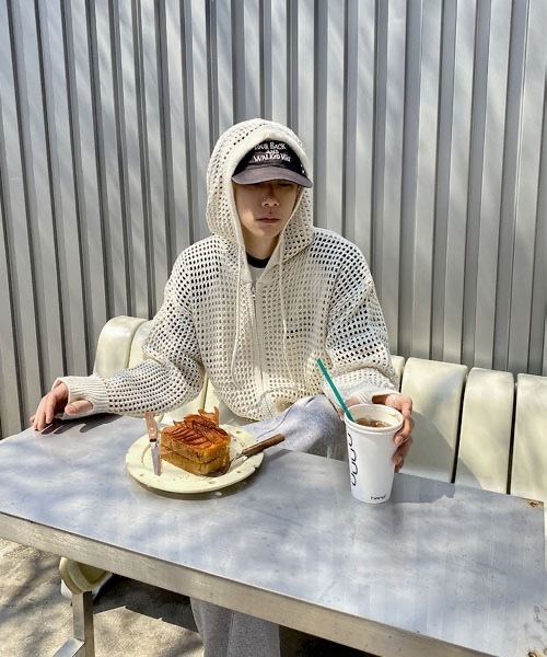 HOLY IN CODE（ホーリーインコード）の「HOLY IN CODE No.9423 net hood KNIT ZIP-UP（パーカー・メンズ・クリーム・FREE）」の12枚目の写真