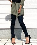 Q(キュー)の「パンツ(デニムパンツ)」