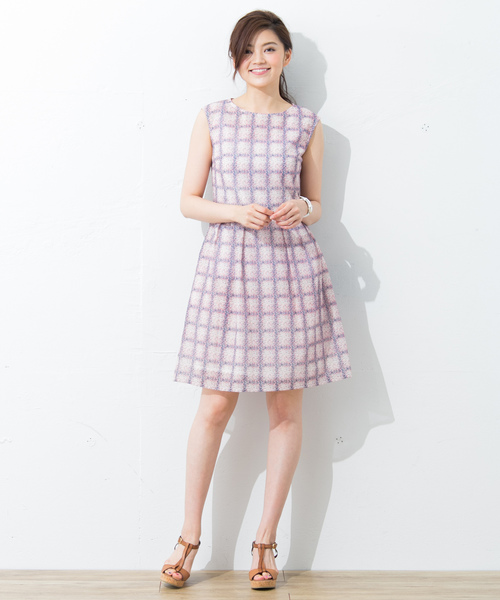 23区（ニジュウサンク）の「【WEB限定】夏めきリバティ ワンピース
