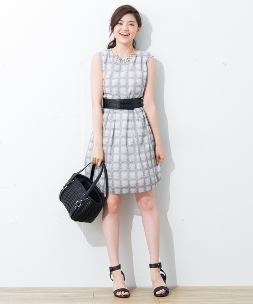 23区（ニジュウサンク）の「【WEB限定】夏めきリバティ ワンピース