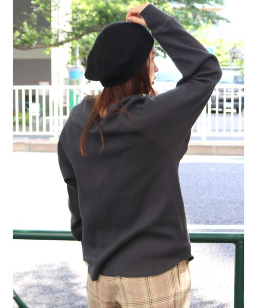 Ungrid（アングリッド）の「ハニカムロングスリーブTee（Tシャツ/カットソー・レディース・チャコールグレー/ピンク/アイボリー・FREE）」の17枚目の写真