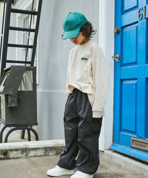 PAIRMANON STREET（ペアマノンストリート）の「【PAIRMANON STREET】ビッグシルエット ワンポイント刺繍 長袖 Tシャツ（Tシャツ/カットソー・キッズ・ブルー/ブラック系その他/グリーン/ブルー系その他2/ライトベージュ/オレンジ・90/130/100/120/150/140/110）」の10枚目の写真