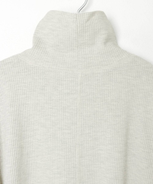 andme(アンドミー)の「ワッフルタートルネック長袖Tシャツワンピース(ワンピース・レディース・ライトブルー/ブラック/アイボリー/ブラウン/オートミール・M)」の15枚目の写真