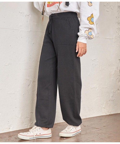 anap mimpi（アナップミンピ）の「センターラインニットジョガーパンツ（その他パンツ・レディース・グレイッシュベージュ/ブラック・FREE）」の21枚目の写真