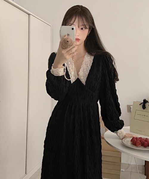 gossip！ロサンゼルス（ゴシップロサンゼルス）の「レース付きパフスリーブＶネックドット柄ロングワンピース（ワンピース・レディース・オフホワイト/ブラック・FREE/M）」の21枚目の写真