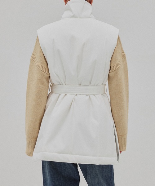 PUBLIC TOKYO（パブリックトウキョウ）の「キルティングスタンドカラージレ（ダウンベスト・レディース・マルチ/アイボリー/ブラック・FREE）」の9枚目の写真