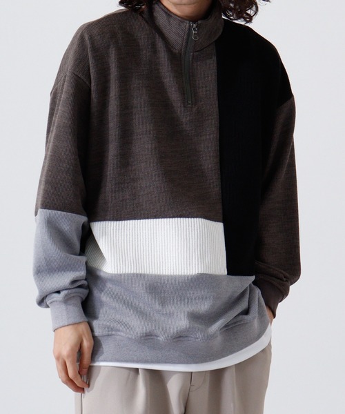 ATELANE（アテレーン）の「異素材パネル切替ハーフジップ（スウェット・メンズ・ベージュ/チャコール・L/M/XL）」の3枚目の写真