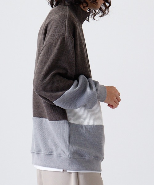 ATELANE（アテレーン）の「異素材パネル切替ハーフジップ（スウェット・メンズ・ベージュ/チャコール・L/M/XL）」の5枚目の写真