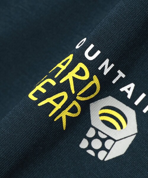 MOUNTAIN HARDWEAR（マウンテンハードウェアー）の「MOUNTAIN HARDWEAR × BEAMS / 別注 Space Station Graphic T-shirt（Tシャツ/カットソー・メンズ・ネイビー/ホワイト・MEDIUM/X-LARGE/LARGE）」の9枚目の写真