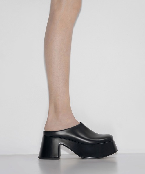 CHARLES & KEITH（チャールズ & キース）の「Rubina ルビナ 