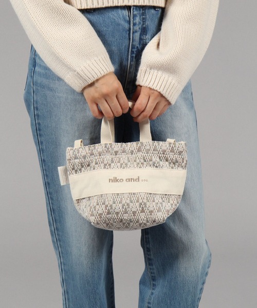 niko and...（ニコアンド）の「オリジナルニコロゴジャガードショルダーバッグ【ニコロゴトート】（ショルダーバッグ・レディース・アイボリー/ブラウン・0）」の15枚目の写真