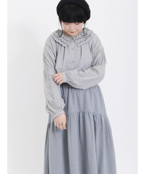 Samansa Mos2（サマンサ モスモス）の「スカラップレースブラウス（シャツ/ブラウス・レディース・ベージュ/グレー/オフホワイト・F）」の3枚目の写真