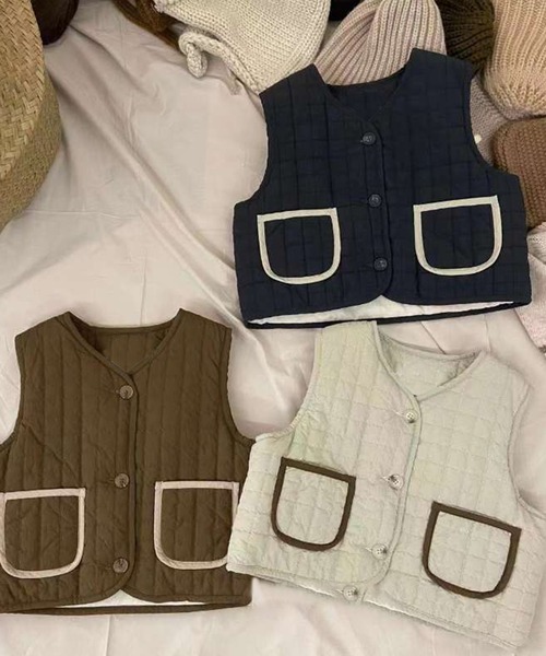 aimoha(アイモハ)の「【aimoha-KIDS-】子供服 パッチポケット付き中綿ベスト(ベスト・キッズ・チョコ/ベージュ/ネイビー・80/90/100/110/120)」の8枚目の写真