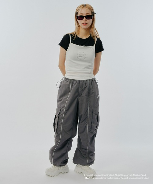 Reebok（リーボック）の「【Reebok別注】ナイロンパイピングカーゴオーバーパンツ（カーゴパンツ・メンズ・チャコールグレー/グレー・LARGE/MEDIUM）」の9枚目の写真