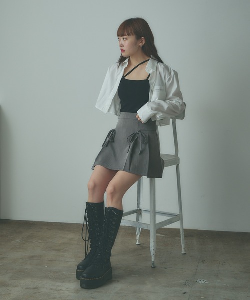 AO2（アオズ）の「Asymmetry camisole / カップ付きキャミソール アシンメトリーデザイン（キャミソール・レディース・ブラウン/ホワイト/ブラック/グレー・FREE）」の18枚目の写真