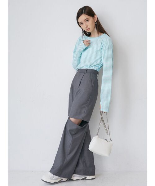 MURUA（ムルーア）の「トライアングルチェーンポシェット（ハンドバッグ・レディース・ブラック/ホワイト・FREE）」の8枚目の写真