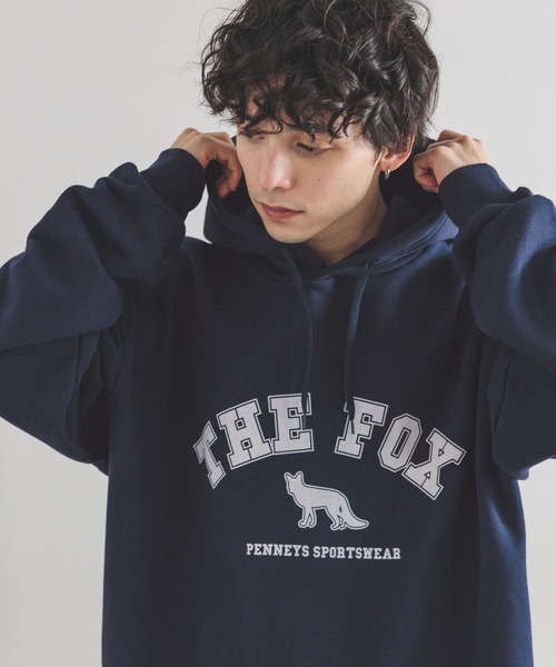 PENNEYS（ぺニーズ）の「【THE FOX】カレッジロゴデザイン/裏毛プル