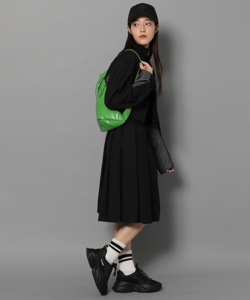 Anui(アニュイ)の「【UNISEX】クラシックショルダー(ショルダーバッグ・レディース・グリーン/ブラック・FREE)」の6枚目の写真