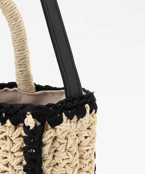 ANY SIS（エニィスィス）の「バイカラーミニカゴショルダー バッグ（ショルダーバッグ・レディース・ベージュ系/ライトグレー系・2）」の13枚目の写真