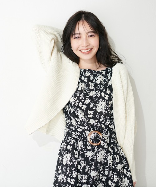 natural couture（ナチュラルクチュール）の「WZIPアイレットカーデ（カーディガン/ボレロ・レディース・ブルー/グレー/オフホワイト/ブラック/パープル・FREE）」の2枚目の写真