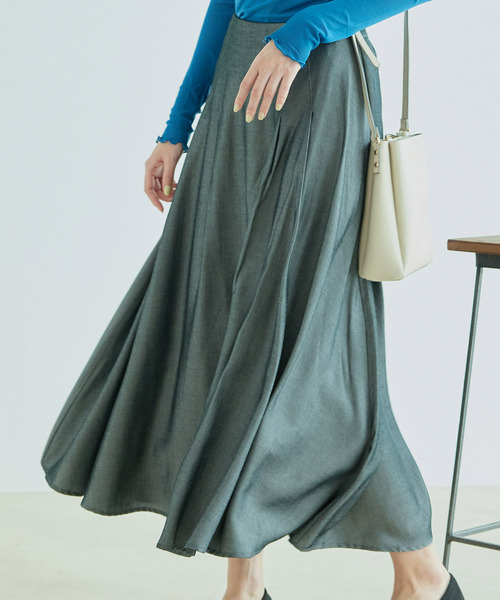 Jayro(ジャイロ)の「リヨセルタックフレアースカート(スカート・レディース・チャコールグレー/イエロー/サックスブルー・FREE)」の2枚目の写真