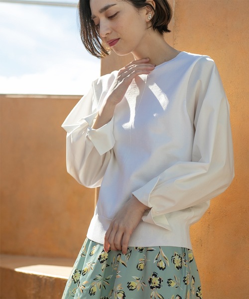 OPAQUE.CLIP（オペークドットクリップ）の「◆スリーブフハクドッキングニット【洗濯機洗い可】（ニット/セーター・レディース・ホワイト/ベージュ/ライトブルー/ブラック系4・40/38/36）」の6枚目の写真