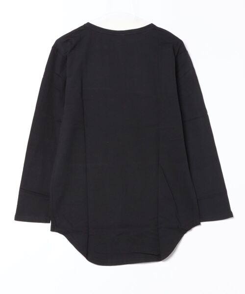 VIBGYOR（ヴィブジョー）の「裾ラウンド ロング丈 長袖 クルーネック ワッフル＆天竺＆ボーダー（Tシャツ/カットソー・メンズ・ブラック系その他/ホワイト×グレー/ホワイト×ブラック/ブラック/ホワイト/ホワイト系その他・LARGE/MEDIUM）」の19枚目の写真