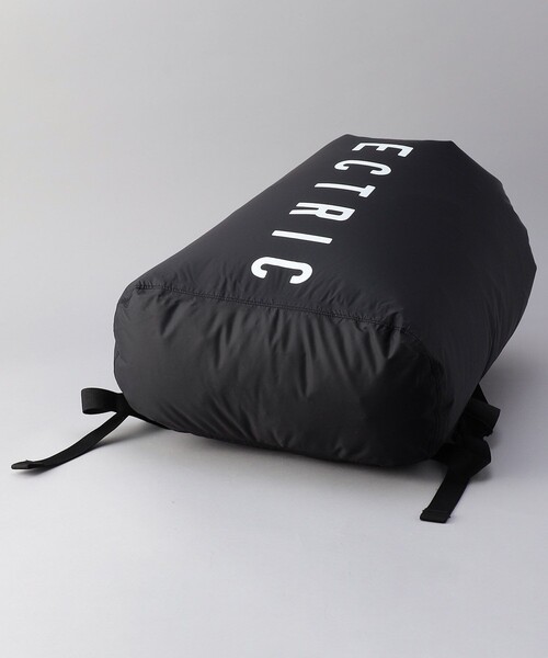 ELECTRIC(エレクトリック)の「ELECTRIC/エレクトリック DRY BAG PACK / ドライ バックパック(バックパック/リュック・メンズ・ブラック・ONE SIZE)」の4枚目の写真