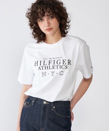 ヒルフィガースタックロゴTシャツ