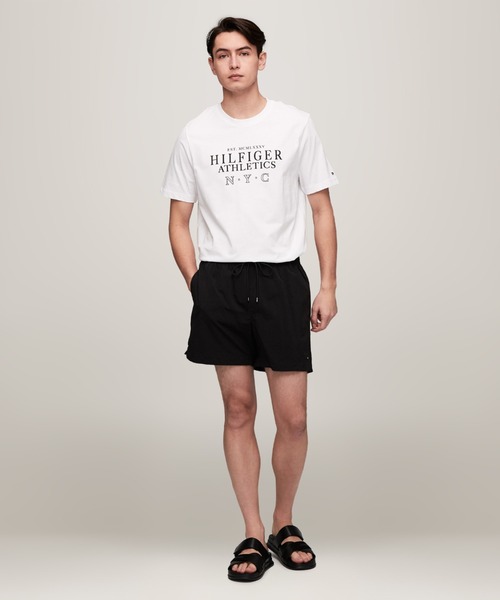 TOMMY HILFIGER(トミーヒルフィガー)の「ヒルフィガースタックロゴTシャツ(Tシャツ/カットソー・メンズ・ネイビー/ブラック/ホワイト・SMALL/MEDIUM/X-LARGE/LARGE)」の8枚目の写真