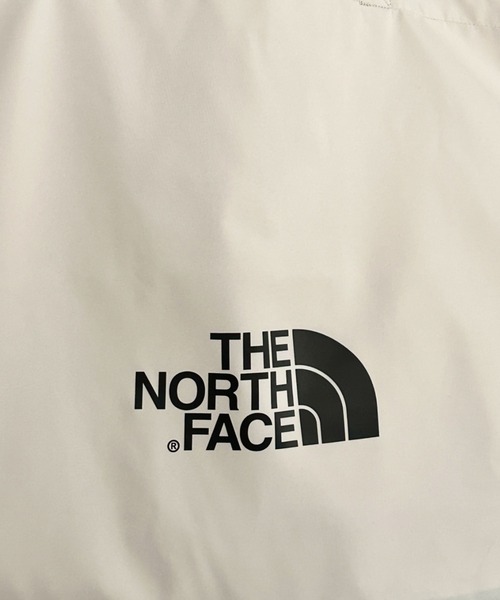 THE NORTH FACE(ザノースフェイス)の「国内未発売 THE NORTH FACE(ザ・ノースフェイス)/ショッパーバッグ エコバッグ 大容量 大きいサイズ/TNF SHOPPER BAG L(トートバッグ・メンズ・ブラック/クリーム・FREE)」の13枚目の写真