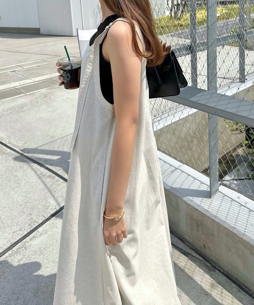 andme（アンドミー）の「【新色・新サイズ追加】リネン混アメスリフレアキャミワンピース（ワンピース・レディース・キナリ/ネイビー/ブラック/グレイッシュベージュ/ライトカーキ/ブラウン・M/MS）」の8枚目の写真