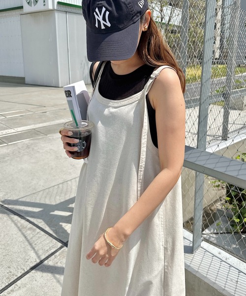 andme（アンドミー）の「【新色・新サイズ追加】リネン混アメスリフレアキャミワンピース（ワンピース・レディース・キナリ/ネイビー/ブラック/グレイッシュベージュ/ライトカーキ/ブラウン・M/MS）」の14枚目の写真