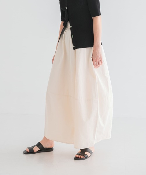 URBAN RESEARCH(アーバンリサーチ)の「コクーンマキシスカート(スカート・レディース・ブラック/オフホワイト・FREE)」の11枚目の写真