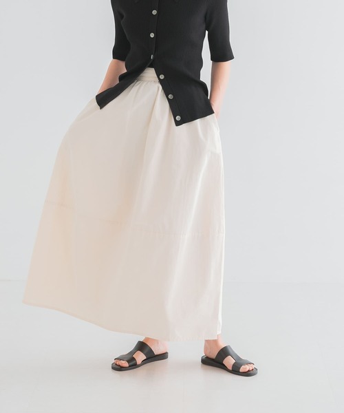 URBAN RESEARCH(アーバンリサーチ)の「コクーンマキシスカート(スカート・レディース・ブラック/オフホワイト・FREE)」の12枚目の写真