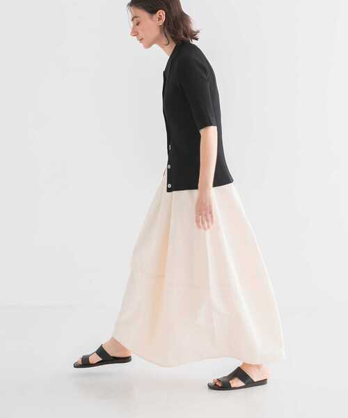 URBAN RESEARCH(アーバンリサーチ)の「コクーンマキシスカート(スカート・レディース・ブラック/オフホワイト・FREE)」の18枚目の写真