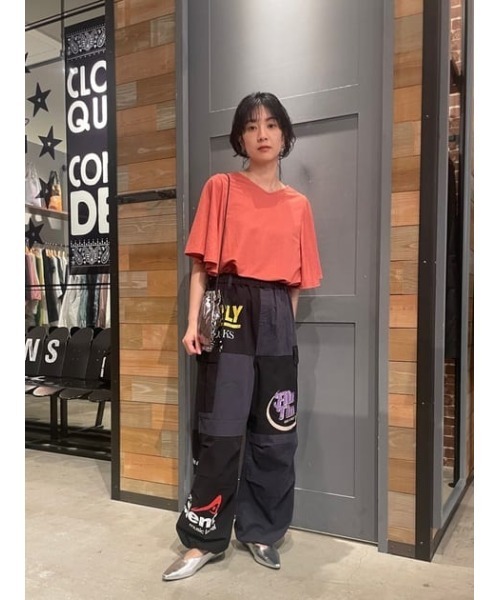 RODEO CROWNS WIDE BOWL(ロデオクラウンズワイドボウル)の「RNカノコ 2WAY袖フリルトップス(その他トップス・レディース・ブラック/ライトベージュ/ライトブルー/ダークオレンジ・FREE)」の22枚目の写真