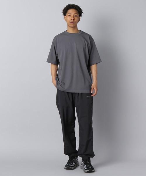 NUMERALS(ヌメラルズ)の「【NUMERALS】コンフォートロゴTシャツ(Tシャツ/カットソー・メンズ・ホワイト/グレー/ブラック・MEDIUM/LARGE)」の6枚目の写真