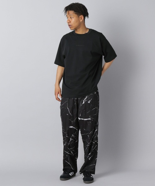 NUMERALS(ヌメラルズ)の「【NUMERALS】コンフォートロゴTシャツ(Tシャツ/カットソー・メンズ・ホワイト/グレー/ブラック・MEDIUM/LARGE)」の8枚目の写真