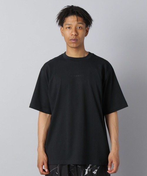 NUMERALS(ヌメラルズ)の「【NUMERALS】コンフォートロゴTシャツ(Tシャツ/カットソー・メンズ・ホワイト/グレー/ブラック・MEDIUM/LARGE)」の10枚目の写真