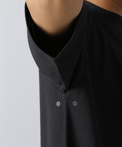 NUMERALS(ヌメラルズ)の「【NUMERALS】コンフォートロゴTシャツ(Tシャツ/カットソー・メンズ・ホワイト/グレー/ブラック・MEDIUM/LARGE)」の16枚目の写真