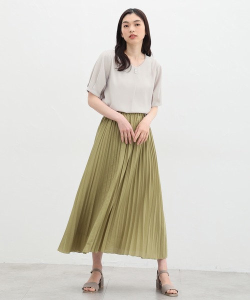 Honeys（ハニーズ）の「パール付きブラウス（シャツ/ブラウス・レディース・ネイビー/イエロー/グレイッシュベージュ/ブルー/ホワイト・S/M/L/LL/3L）」の12枚目の写真