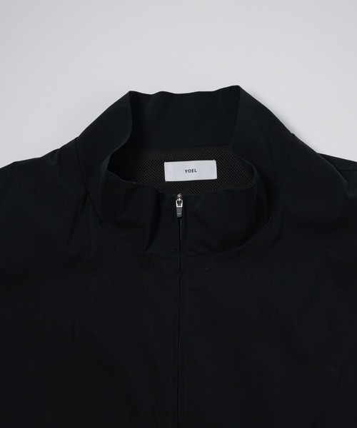 YOEL(ヨエル)の「YOEL - nylon vest / ナイロンべスト(ベスト・メンズ・グレイッシュベージュ/ブラック・MEDIUM/LARGE)」の18枚目の写真