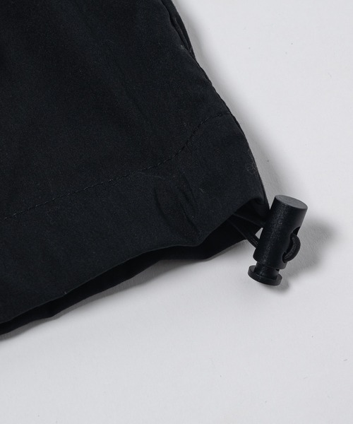 YOEL(ヨエル)の「YOEL - nylon vest / ナイロンべスト(ベスト・メンズ・グレイッシュベージュ/ブラック・MEDIUM/LARGE)」の21枚目の写真