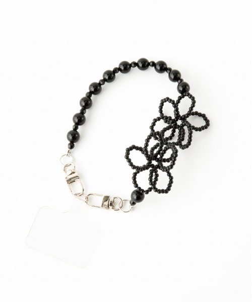 Casselini（キャセリーニ）の「Casselini(キャセリーニ)フラワービーズハンドストラップ（スマホグッズ・レディース・ホワイト/ブラック/シルバー/ラベンダー/クリア・FREE）」の8枚目の写真