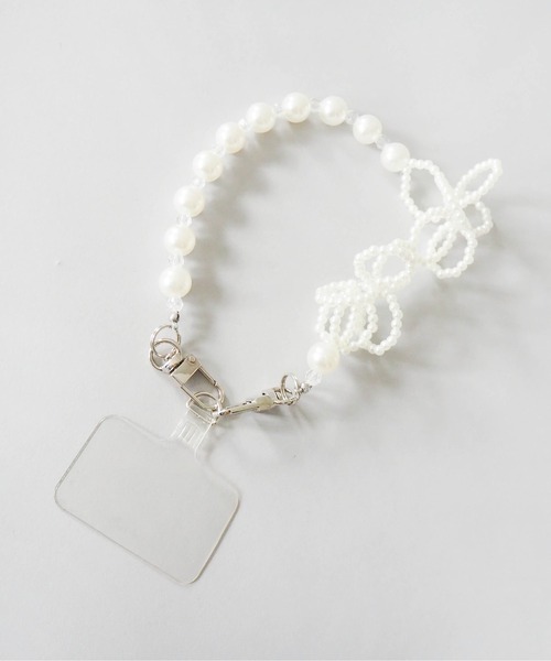 Casselini（キャセリーニ）の「Casselini(キャセリーニ)フラワービーズハンドストラップ（スマホグッズ・レディース・ホワイト/ブラック/シルバー/ラベンダー/クリア・FREE）」の11枚目の写真