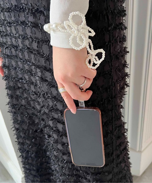 Casselini（キャセリーニ）の「Casselini(キャセリーニ)フラワービーズハンドストラップ（スマホグッズ・レディース・ホワイト/ブラック/シルバー/ラベンダー/クリア・FREE）」の12枚目の写真