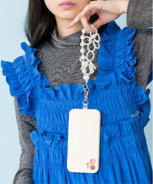 Casselini（キャセリーニ）の「Casselini(キャセリーニ)フラワービーズハンドストラップ（スマホグッズ・レディース・ホワイト/ブラック/シルバー/ラベンダー/クリア・FREE）」の14枚目の写真