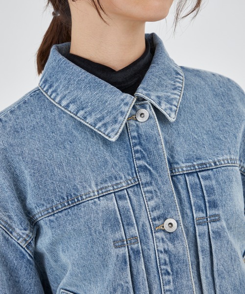 INED CLARO（イネドクラロ）の「バックタックデニムジャケット【セットアップ対応】（デニムジャケット・レディース・ブルー/グレー・フリー）」の18枚目の写真