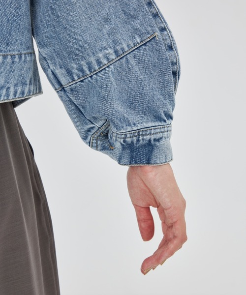 INED CLARO（イネドクラロ）の「バックタックデニムジャケット【セットアップ対応】（デニムジャケット・レディース・ブルー/グレー・フリー）」の20枚目の写真